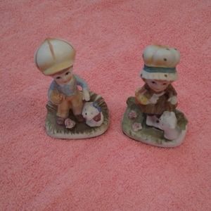 Ceramic knick knacks